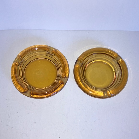 2 Vintage Amber Glass Stacking Ashtrays 4” - Picture 1 of 5